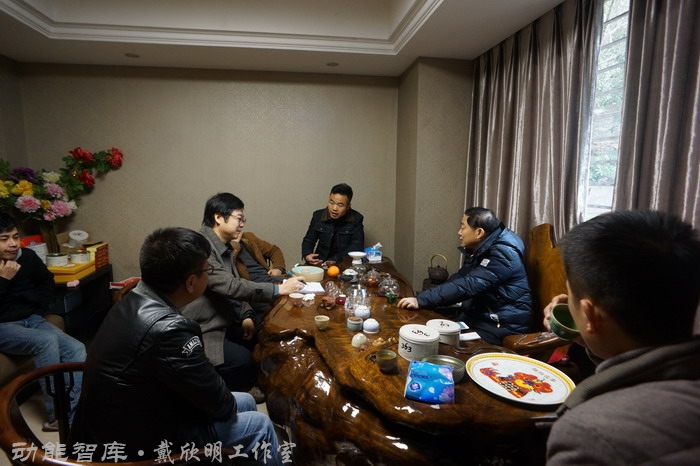 景德镇战略新高度 戴欣明工作室案例 习主席景德镇 景德镇国家陶新瓷文化传承创试验区  对外文化交流新平台 动能智库  戴欣明工作室 景德镇重回世界陶瓷中心 产业升级策划 景德镇两地一中心 创新产业升级 产业定位策划 城市区域规划设计策划 产业园规划策划运营