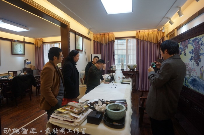 景德镇战略新高度 戴欣明工作室案例 习主席景德镇 景德镇国家陶新瓷文化传承创试验区  对外文化交流新平台 动能智库  戴欣明工作室 景德镇重回世界陶瓷中心 产业升级策划 景德镇两地一中心 创新产业升级 产业定位策划 城市区域规划设计策划 产业园规划策划运营