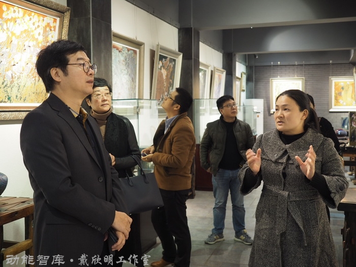 景德镇战略新高度 戴欣明工作室案例 习主席景德镇 景德镇国家陶新瓷文化传承创试验区  对外文化交流新平台 动能智库  戴欣明工作室 景德镇重回世界陶瓷中心 产业升级策划 景德镇两地一中心 创新产业升级 产业定位策划 城市区域规划设计策划 产业园规划策划运营