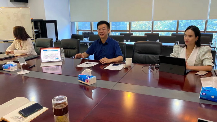 全产业·新经济·连发展 杨乐渝与戴欣明在全经联总部 36个四季康养文旅小镇 布局63个红色文旅小镇 人文四季康养 世界级滨海生态旅游度假区 前海四季康养管理 上河行旅 欢乐上河 酒肆街 贵山行旅 四季康养定位策划 商业地产 商业地产定位策划 商业地产运营 动能智库 戴欣明工作室 蔡恒儿工作室 特色小镇战略定位 产业园定位策划 位 商业街策划定位 城市综合体策划 红色文旅小镇系统 四季康养小镇系统 前海四季康养管理