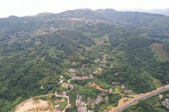 蓬壶镇四季康养文旅小镇　动能智库院长戴欣明　动能智库副院长蔡恒儿　动能智库校董邓肯　“四季+”，产业+康养+文旅+社区形成的四季消费体验，　四季康养定位策划 商业地产 商业地产定位策划 商业地产运营 动能智库 戴欣明工作室 蔡恒儿工作室 特色小镇战略定位 产业园定位策划 人文商业地产策划 文旅小镇策划定位 乡村旅游策划定位 商业街策划定位 城市综合体策划 古镇古城策划定位 文旅项目规划策划