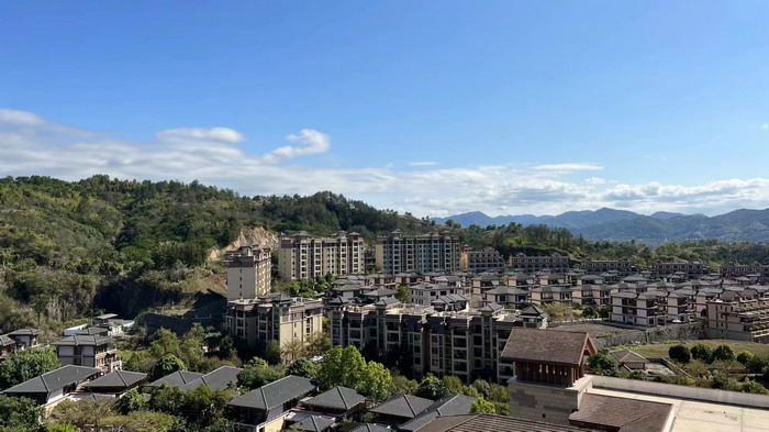 酒肆街品牌管理（深圳）有限公司 酒肆街小酒馆 潮客小镇 柏塘山茶酒肆合 茶产业电商模式再造 鹿湖温泉似圣水 顺县留隍镇 恒儿茶 恒儿的茶 酒肆街 酒肆街小酒馆 酒肆街啤酒 酒世界扎啤 酒肆街精酿 四季酒肆 大健康 乡村振兴 多产业振兴 高质量发展 人才振兴 特色文旅小镇 城市更新  新媒体 产业电商 四季康养产业  红色文旅  非遗传承 共同富裕 动能智库 戴欣明 五邦集团  华明有 贵山行旅 上河行旅 欢乐上河 海水康养 酒肆街 四季康养特色文旅小镇 单产业电商模式打造罗浮山茶产业 四季康养特色文旅小镇 惠州筹建处揭牌仪 大湾区惠州的大健康产业升级