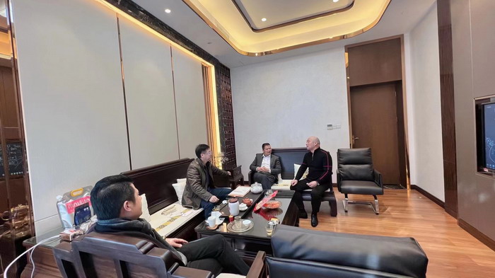 前海四季康养管理 动能智库 奥特莱斯·新奥莱 大健康 共同富裕 数字奥莱　中国特色文旅小镇商业街镇特许经营第一人戴欣明 中国特许经营第一人刘文献 四季康养文旅小镇惠州多个项目签约　黄华锦 国际品牌商业街　数字生活体验中心　数字康养体验中心　江边轻奢酒店　奢侈品创意学院　网红孵化基地　数字新奥莱网红直播中心　红色文化旅游　元宇宙VRAR场景等项目　助力更多国潮品牌出海　惠州五邦集团　酒肆街 动能智库蔡恒儿 动能智库李蓬青 海水康养  四季康养·欢乐上河 四季康养·上河行旅 单产业电商模式 动能智库院长戴欣明