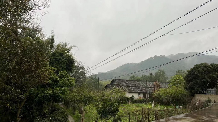 柏塘山茶酒肆合 茶产业电商模式再造 鹿湖温泉似圣水 顺县留隍镇 恒儿茶 恒儿的茶 酒肆街 酒肆街小酒馆 酒肆街啤酒 酒世界扎啤 酒肆街精酿 四季酒肆 大健康 乡村振兴 多产业振兴 高质量发展 人才振兴 特色文旅小镇 城市更新  新媒体 产业电商 四季康养产业  红色文旅  非遗传承 共同富裕 动能智库 戴欣明 五邦集团  华明有 贵山行旅 上河行旅 欢乐上河 海水康养 酒肆街 四季康养特色文旅小镇 单产业电商模式打造罗浮山茶产业 四季康养特色文旅小镇 惠州筹建处揭牌仪 大湾区惠州的大健康产业升级  戴欣疫