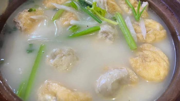 深圳的城中村 岭南山重创四季 酒肆浊酒鼓乐席 柏塘山茶酒肆合 茶产业电商模式再造 上河行旅 惠州柏塘拾里茶香品龙头壹号 鹿湖温泉似圣水 顺县留隍镇 恒儿茶 恒儿的茶 酒肆街 酒肆街小酒馆 酒肆街啤酒 酒世界扎啤 酒肆街精酿 四季酒肆 大健康 乡村振兴 多产业振兴 高质量发展 人才振兴 特色文旅小镇 城市更新  新媒体 产业电商 四季康养产业  红色文旅  非遗传承 共同富裕 动能智库 戴欣明 五邦集团  华明有 贵山行旅 上河行旅 欢乐上河 海水康养 酒肆街 四季康养特色文旅小镇 单产业电商模式打造罗浮山