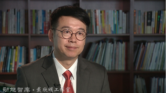 高端访谈：戴欣明接受凤凰卫视《财智菁英汇》采访-中美贸易战的前提下，服务业升级转型，深圳租赁房市场新政两个节目录制
