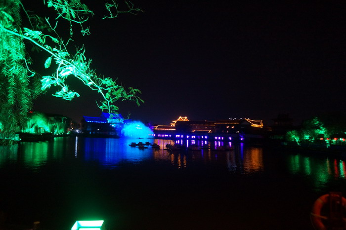 开封向东发展 开封城市升级定位规划策划 清明上河图 戴欣明工作室 动能智库 清明上河图 内水门”区域 泛宋都古城 四季康养定位策划 商业地产 商业地产定位策划 商业地产运营 特色小镇战略定位 产业园定位策划 人文商业地产策划 文旅小镇策划定位 乡村旅游策划定位 商业街策划定位 城市综合体策划 古镇古城策划定位 文旅项目规划策划