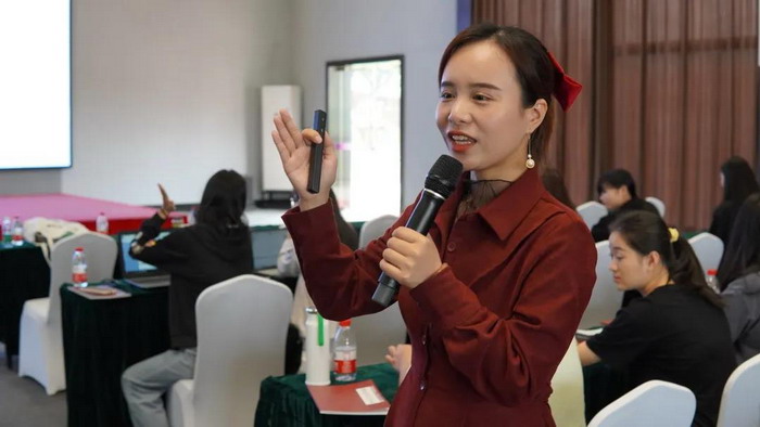 蔡恒儿工作室 动能智库 戴欣明工作室 中国产业电商系统营销第一人  电商直播 广州城建职业学院的学生 四季康养定位策划 商业地产 商业地产定位策划 商业地产运营 特色小镇战略定位 产业园定位策划 