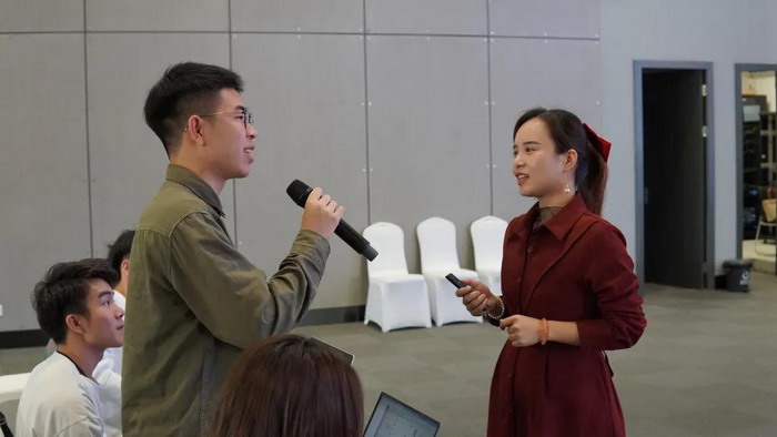 蔡恒儿工作室 动能智库 戴欣明工作室 中国产业电商系统营销第一人  电商直播 广州城建职业学院的学生 四季康养定位策划 商业地产 商业地产定位策划 商业地产运营 特色小镇战略定位 产业园定位策划 