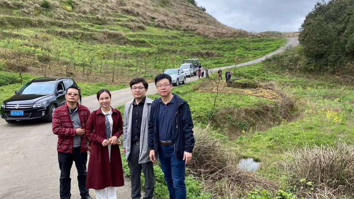 重庆城市规划升级 金佛山文旅大战略布局 重庆南川水井山调研 戴欣明 邓肯 王方 蔡恒儿 动能智库 蔡恒儿工作室 动能智库四季康养定位策划 商业地产 商业地产定位策划 商业地产运营 特色小镇战略定位 产业园定位策划 人文商业地产策划 文旅小镇策划定位 乡村旅游策划定位 商业街策划定位 城市综合体策划 古镇古城策划定位 文旅项目规划策划