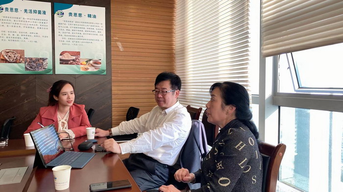 贵阳红色文旅 红色研学 动能智库院长戴欣明 动能智库产业研究院副院长、新媒体学院院长蔡恒儿 动能智库贵阳分院副院长李程兴 四季康养定位策划 商业地产 商业地产定位策划 商业地产运营 特色小镇战略定位 产业园定位策划 人文商业地产策划 文旅小镇策划定位 乡村旅游策划定位 商业街策划定位 城市综合体策划 古镇古城策划定位 文旅项目规划策划贵阳红色文旅 红色研学 动能智库贵阳分院副院长李程兴 动能智库院长戴欣明 动能智库产业研究院副院长、新媒体学院院长蔡恒/动能智库产业研究院副院长、新媒体学院院长 蔡恒儿工作室