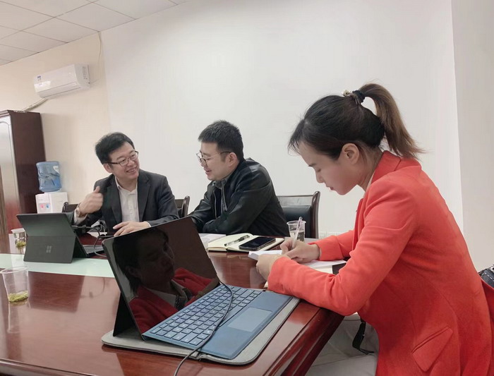 贵阳红色文旅 红色研学 动能智库院长戴欣明 动能智库产业研究院副院长、新媒体学院院长蔡恒儿 动能智库贵阳分院副院长李程兴 四季康养定位策划 商业地产 商业地产定位策划 商业地产运营 特色小镇战略定位 产业园定位策划 人文商业地产策划 文旅小镇策划定位 乡村旅游策划定位 商业街策划定位 城市综合体策划 古镇古城策划定位 文旅项目规划策划贵阳红色文旅 红色研学 动能智库贵阳分院副院长李程兴 动能智库院长戴欣明 动能智库产业研究院副院长、新媒体学院院长蔡恒/动能智库产业研究院副院长、新媒体学院院长 蔡恒儿工作室