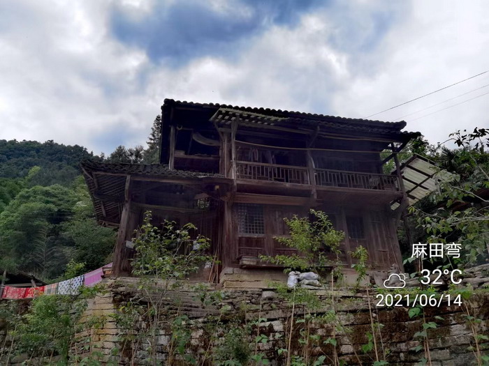 金佛山东坡定位规划设计  南川著名的人文历史学家陈渊老师 戴欣明工作室 蔡恒儿工作室 重庆南川城市升级 南川永隆山定位 南川乾丰茶叶产业升级 以新媒体的方式带动家乡产业振兴 产业电商 四季康养产业 动能智库孙述新 动能智库王方 动能智库邓肯 动能智库戴玥 四季康养定位策划 商业地产 商业地产定位策划 商业地产运营 特色小镇战略定位 产业园定位策划 人文商业地产策划 文旅小镇策划定位 乡村旅游策划定位 商业街策划定位 城市综合体策划 古镇古城策划定位 文旅项目规划策划