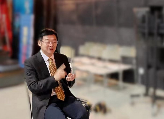 凤凰卫视专访戴欣明  武汉的“房票”对中国楼市影响 现在是买房的好时机吗 中国城市和商业地产管理研究中心主任戴欣明  国际消费中心城市建设试点事宜 中国消费升级迭代 人文四季康养 四季康养小镇 中国四季康养 南川城市产业升级 动能智库考察  红色文旅小镇定位策划　南川味道 南川油茶 重庆南川城市定位规划升级 重庆南川沿塘水库定位策划  红色文旅小镇选址 四季康养产业布局  动能智库 戴欣明工作室 蔡恒儿工作室 动能智库孙述新 动能智库邓肯 动能智库王方 动能智库戴玥 助力乡村振兴 红色文旅小镇产业升级及战略布局红色文旅小镇选址 四季康养产业布局  四季康养