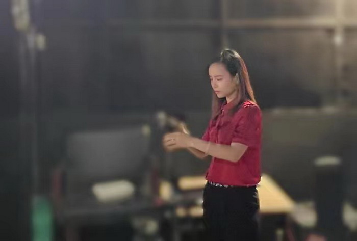 凤凰卫视专访戴欣明  武汉的“房票”对中国楼市影响 现在是买房的好时机吗 中国城市和商业地产管理研究中心主任戴欣明  国际消费中心城市建设试点事宜 中国消费升级迭代 人文四季康养 四季康养小镇 中国四季康养 南川城市产业升级 动能智库考察  红色文旅小镇定位策划　南川味道 南川油茶 重庆南川城市定位规划升级 重庆南川沿塘水库定位策划  红色文旅小镇选址 四季康养产业布局  动能智库 戴欣明工作室 蔡恒儿工作室 动能智库孙述新 动能智库邓肯 动能智库王方 动能智库戴玥 助力乡村振兴 红色文旅小镇产业升级及战略布局红色文旅小镇选址 四季康养产业布局  四季康养