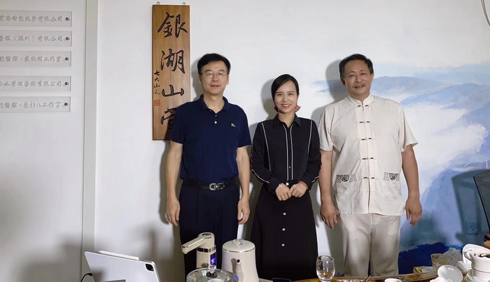 人文四季康养 四季康养定位策划 商业地产 商业地产定位策划 商业地产运营 动能智库 戴欣明工作室 蔡恒儿工作室 董事局执行主席罗利春 特色小镇战略定位 产业园定位策划 人文商业地产策划 文旅小镇策划定位 乡村旅游策划定位 商业街策划定位 城市综合体策划 红色文旅小镇系统 四季康养小镇系统 动能智库 戴欣明工作室 蔡恒儿工作室 前海四季康养管理 古镇古城策划定位 文旅项目规划策划