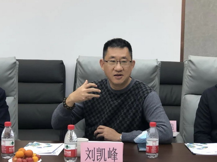 CTDU中旅联 全国跨界融合产业创新联合体 动能智库 奥特莱斯·新奥莱 大健康 共同富裕 数字奥莱　酒肆街品牌管理（深圳）有限公司 酒肆街小酒馆  中国特色文旅小镇商业街镇特许经营第一人戴欣明 中国特许经营第一人刘文献 四季康养文旅小镇惠州多个项目签约　黄华锦 国际品牌商业街　数字生活体验中心　数字康养体验中心　江边轻奢酒店　奢侈品创意学院　网红孵化基地　数字新奥莱网红直播中心　红色文化旅游　元宇宙VRAR场景等项目　助力更多国潮品牌出海　惠州五邦集团　酒肆街 动能智库蔡恒儿 动能智库李蓬青 海水康养