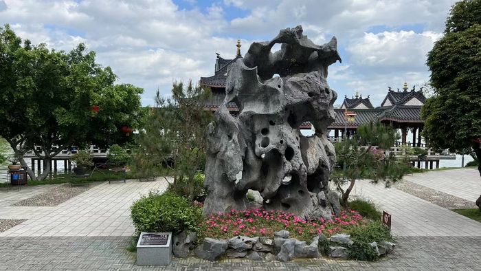 戴欣明父亲 戴联鹰 动能投资·酒肆街品牌管理 店小二跑酒肆街 林婆酒肆 对月东坡 惠州酒肆 啤酒斗趣 四季康养产业落地惠州  前海四季康养管理（深圳）有限公司 《贵山行旅》 《上河行旅》 《欢乐上河》 【酒肆街】 项目例行会议及产业投资洽谈  动能智库·酒肆街品牌管理（深圳）有限公司惠州纪行 惠州西湖人文情怀　深圳的城中村 岭南山重创四季 酒肆浊酒鼓乐席 柏塘山茶酒肆合 茶产业电商模式再造 上河行旅 惠州柏塘拾里茶香品龙头壹号 鹿湖温泉似圣水 顺县留隍镇 恒儿茶 恒儿的茶 酒肆街 酒肆街小酒馆 酒肆街啤酒