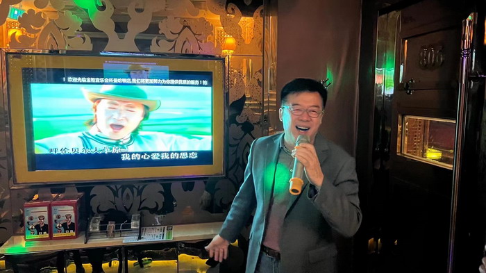 东江春水 类酒肆把调 苏东坡祝枝山在惠州的遗迹 动能智库·酒肆街品牌管理（深圳）有限公司惠州纪行 惠州西湖人文情怀　深圳的城中村 岭南山重创四季 酒肆浊酒鼓乐席 柏塘山茶酒肆合 茶产业电商模式再造 上河行旅 惠州柏塘拾里茶香品龙头壹号 鹿湖温泉似圣水 顺县留隍镇 恒儿茶 恒儿的茶 酒肆街 酒肆街小酒馆 酒肆街啤酒 酒世界扎啤 酒肆街精酿 四季酒肆 大健康 乡村振兴 多产业振兴 高质量发展 人才振兴 特色文旅小镇 城市更新  新媒体 产业电商 四季康养产业  红色文旅  非遗传承 共同富裕 动能智库 戴欣明 五邦集团  华明有