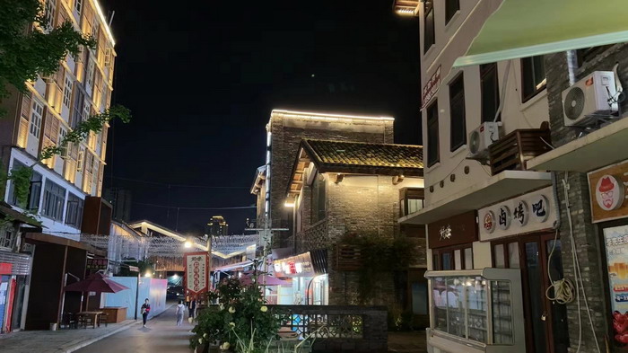 前海四季康养管理（深圳）有限公司总经理戴欣明兼首席战略策划 副总经理蔡恒儿一行在南川区城市投资集团对永隆山 《永隆上河》   四季康养南川缘南川乾丰镇茶产业升级 南川东街改造升级 南川区城市定位策划 动能智库，戴欣明工作室，深圳市前海动能投资有限公司战略定位策划的项目 《永隆上河》在重庆南川区金佛山麓永隆山上落地 永隆山上谱新曲 红色文旅小镇合作三合一模式 风过南川留药香 公务南川出南粤 四季康养文旅小镇落地惠州 《贵山行旅》、《上河行旅》四季康养产业项目合作价值：三合一模式 动能智库版权系统 中国“四季