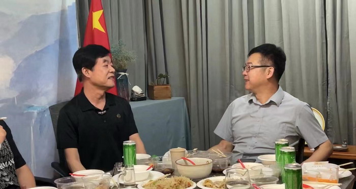 茶肆街 酒肆街小酒吧 酒肆小酒馆 酒肆小酒吧 汴河书院开讲日 酒肆街小酒吧 醇岛引领精酿市 深圳醇岛啤酒有限公司董事长谢劭彬  水贝IBC 大厦 袁赫庭旅居康养小镇 大湾区落地酒肆街 酒肆街小酒馆项目系统概要 【酒肆街】品牌概况 酒吧街 商业街 人文商业 酒肆街消费模式 国潮产业 四季康养产业落地惠州  前海四季康养管理（深圳）有限公司 《贵山行旅》 《上河行旅》 《欢乐上河》 【酒肆街】 项目例行会议及产业投资洽谈  动能智库·酒肆街品牌管理（深圳）有限公司 戴欣明工作室 蔡恒儿工作室 动能智库 茶产业