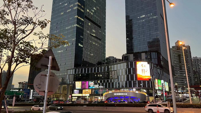 深圳酒肆街镇  汴河书院 酒肆街·深圳签约仪式 【酒肆街】团队签约罗湖水贝珠宝大厦 欢乐上河之【酒肆街】 酒肆深圳旗舰 红色文旅小镇 四季康养 乡村振兴 酒肆街 茶肆街 新媒体 文旅产业汕尾红海湾 地产圆桌派 全球酒吧源酒肆 酒肆街小酒馆 久康元酒 本草精酿 百师医谷 四季康养落地重庆南川区 茶肆街 冷沙泉水乾丰茶 高山云雾 永隆山麓上河来 冷沙泉水 南川乾丰镇茶产业升级 前海四季康养管理（深圳）有限公司南川纪行 前海四季康养管理（深圳）有限公司总经理戴欣明兼首席战