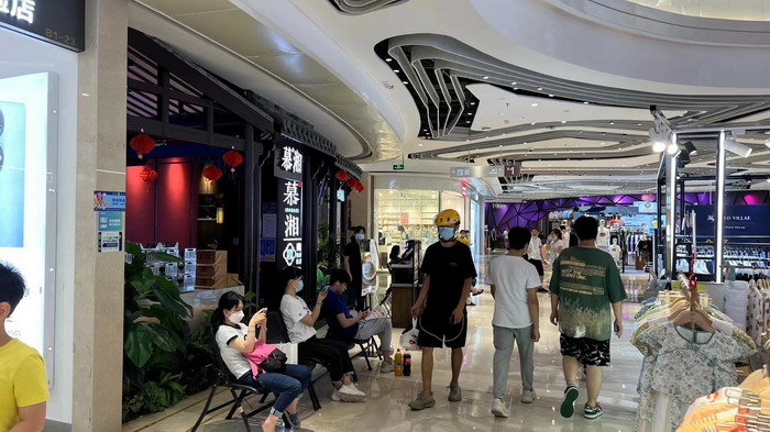 年轻人的社交圈 深圳酒肆街镇  汴河书院 酒肆街·深圳签约仪式 【酒肆街】团队签约罗湖水贝珠宝大厦 欢乐上河之【酒肆街】 酒肆深圳旗舰 红色文旅小镇 四季康养 乡村振兴 酒肆街 茶肆街 新媒体 文旅产业汕尾红海湾 地产圆桌派 全球酒吧源酒肆 酒肆街小酒馆 久康元酒 本草精酿 百师医谷 四季康养落地重庆南川区 茶肆街 冷沙泉水乾丰茶 高山云雾 永隆山麓上河来 冷沙泉水 南川乾丰镇茶产业升级 前海四季康养管理（深圳）有限公司南川纪行 前海四季康养管理（深圳）有限公司总经理戴欣明兼首席战