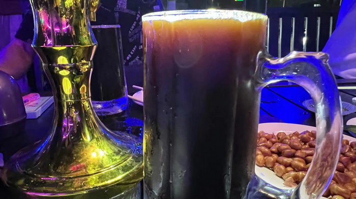 年轻人的社交圈 深圳酒肆街镇  汴河书院 酒肆街·深圳签约仪式 【酒肆街】团队签约罗湖水贝珠宝大厦 欢乐上河之【酒肆街】 酒肆深圳旗舰 红色文旅小镇 四季康养 乡村振兴 酒肆街 茶肆街 新媒体 文旅产业汕尾红海湾 地产圆桌派 全球酒吧源酒肆 酒肆街小酒馆 久康元酒 本草精酿 百师医谷 四季康养落地重庆南川区 茶肆街 冷沙泉水乾丰茶 高山云雾 永隆山麓上河来 冷沙泉水 南川乾丰镇茶产业升级 前海四季康养管理（深圳）有限公司南川纪行 前海四季康养管理（深圳）有限公司总经理戴欣明兼首席战