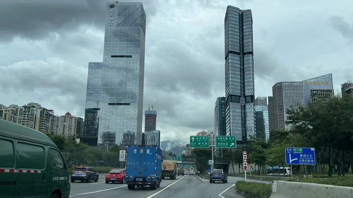 酒肆街小酒馆梧桐山店 东街草市 酒肆街，酒肆街小酒馆定位 年轻人的社交圈 深圳酒肆街镇  汴河书院 酒肆街·深圳签约仪式 【酒肆街】团队签约罗湖水贝珠宝大厦 欢乐上河之【酒肆街】 酒肆深圳旗舰 红色文旅小镇 四季康养 乡村振兴 酒肆街 茶肆街 新媒体 文旅产业汕尾红海湾 地产圆桌派 全球酒吧源酒肆 酒肆街小酒馆 久康元酒 本草精酿 百师医谷 四季康养落地重庆南川区 茶肆街 冷沙泉水乾丰茶 高山云雾 永隆山麓上河来 冷沙泉水 南川乾丰镇茶产业升级 前海四季康养管理（深圳）有限公司南川纪行 前海四季康养管理（