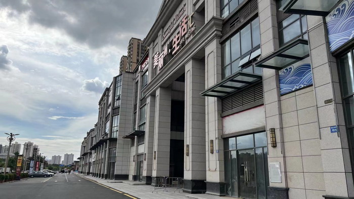 惠州酒肆街 东街草市 酒肆街，酒肆街小酒馆定位 年轻人的社交圈 深圳酒肆街镇  汴河书院 酒肆街·深圳签约仪式 【酒肆街】团队签约罗湖水贝珠宝大厦 欢乐上河之【酒肆街】 酒肆深圳旗舰 红色文旅小镇 四季康养 乡村振兴 酒肆街 茶肆街 新媒体 文旅产业汕尾红海湾 地产圆桌派 全球酒吧源酒肆 酒肆街小酒馆 久康元酒 本草精酿 百师医谷 四季康养落地重庆南川区 茶肆街 冷沙泉水乾丰茶 高山云雾 永隆山麓上河来 冷沙泉水 南川乾丰镇茶产业升级 前海四季康养管理（深圳）有限公司南川纪行 前海四季康养管理（深圳）有限公司总经理戴