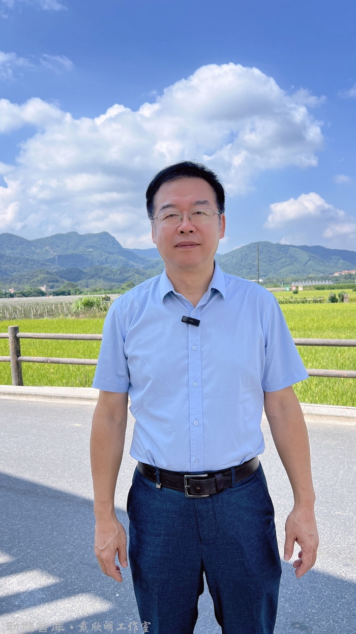乡村振兴项目如何包装定位，用戴氏七产融合模式走出误区，中国著名战略定位策划家、七产融合模式的创立者戴欣明在增城派潭四季康养水果基地《定风波·包装乡村振兴七产路》